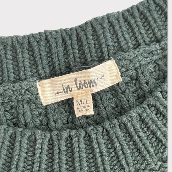 Women's Dark Green Soft Knit Chevron Pom Pom Sweater In Loom Size M/L - Picture 7 of 7